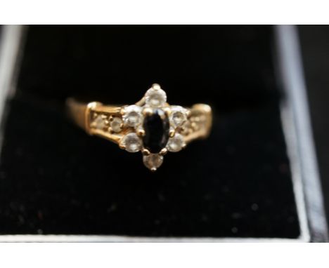 9ct Gold ring set with sapphire &amp; cz stones Size Q