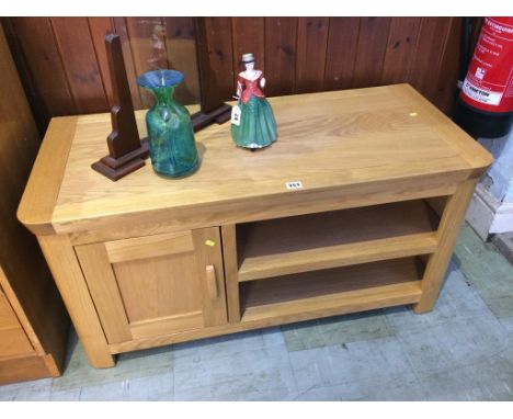 A light oak base unit