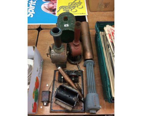 Quantity of model engine parts