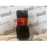 120 X BRAND NEW PAIRS OF HEAVY CUSHIONED THERMAL SOCKS BLACK R4.4