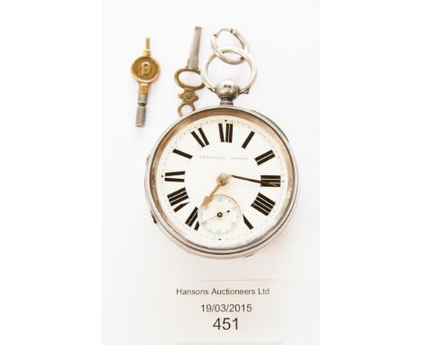 An early 20th Century silver cased gentlemans' pocket watch with white enamel dial with Roman numerals and subsidary seconds 