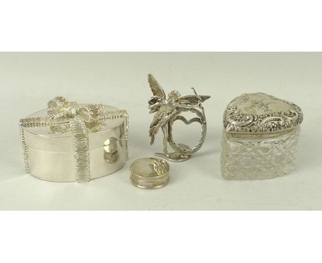 A Links of London silver trinket box of oval form tied with a bow, miniature photograph frame formed as a heart supported by 