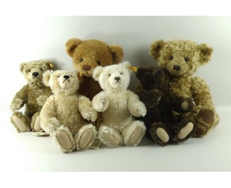 A quantity of Steiff teddy bears, comprising; Growler Four Season Spring Bear 654466, Summer Sunny Bear 654473, Autumn Bear 6