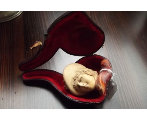 Meerschaum pipe