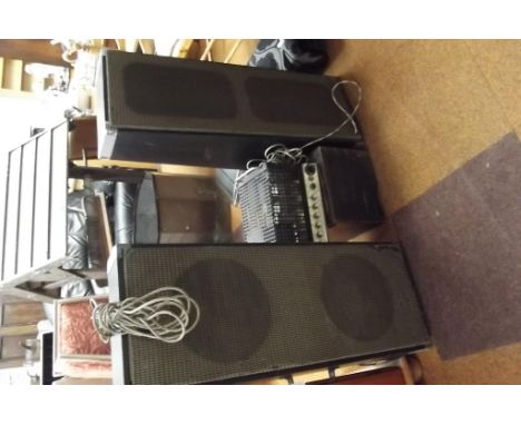 Valve amplifier together with a pair of speakers 
