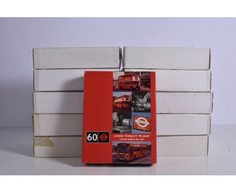 Exclusive First Editions Limited Edition Bus and Coach Sets, a boxed group of 1:76 scale models comprises, Set 14 Dartford 19