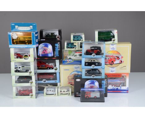 Corgi and Oxford Diecast Models, a boxed/cased collection comprises Corgi fire service examples, Classics 97356 Notts AEC Pum