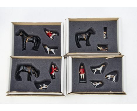 HM of GB boxed Hunting Series sets 'Old Squire', Huntsman on foot and 3 hounds', 'Old Jorrocks takes a snifter', and 'First t