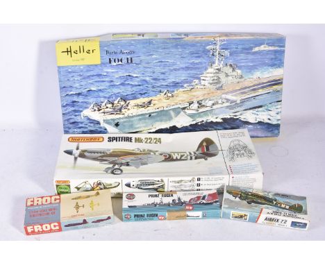 WWII and later Naval and Airforce Kits, a boxed collection of plastic kits, comprises naval models Heller 1:400 scale 1047 Lu