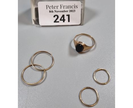 9ct gold and black stone signet ring,  together with a pair of hoop earrings.  2.1g approx.  (B.P. 21% + VAT) 