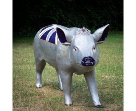 Her Royal Hogness Princess Platinum Artist:David PringleDavid volunteered to paint a mini sculpture last year and was pleased