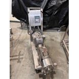10 HP CART MOUNTED TRANSFER PUMP