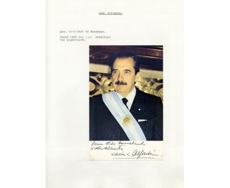 WORLD LEADERS: An attractive 10 x 12 autograph album containing over 75 autographs, mostly signed photographs, also including