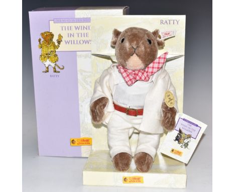 Steiff Classic limited edition Wind In The Willows Ratty, in original box.&nbsp;