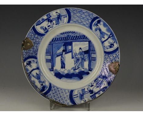 Chinese porcelain Blue and White plate with silver handle-figures - Kangxi mark and period.Kangxi period 1662-1722 Diameter: 