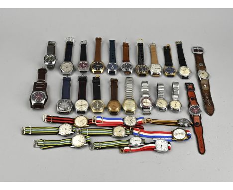 Large lot of watches, approximately 30 pieces, mechanical, various models and brands, including Ancre, Vialux, Pontiac, Prism