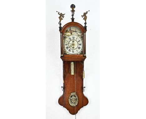 Antique oak Frisian tail clock with statues, alarm clock and original painted dial. Approximately 1800. Dimensions: 145 cm. I