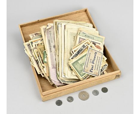 Large lot with German emergency money and vouchers. First half 20th century. Size: 7 - 20 cm. In good condition.