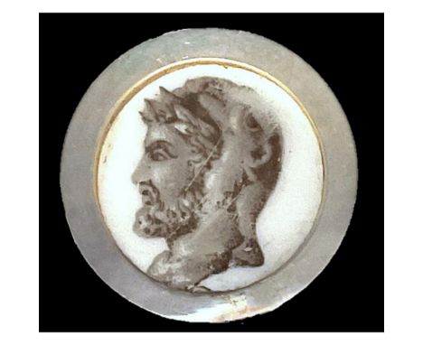 1 Medium size 19th century "Liverpool" transfer button.Most buttons in the "Liverpool" style of ceramics like this are mounte
