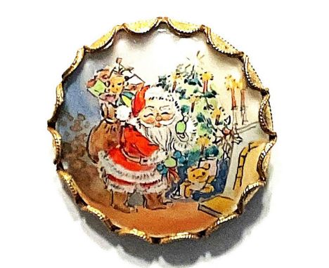 1 Medium size 20th century button from China.Here is an example of one of the cool buttons that the late Lucille Weingarten i