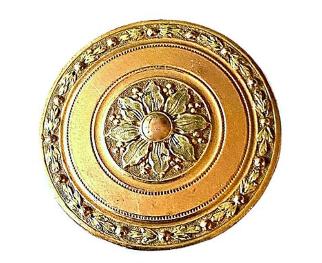 1 Large 18th century copper and gold button.From the collection of Harry Case of Missouri. Here is a finely detailed and beau