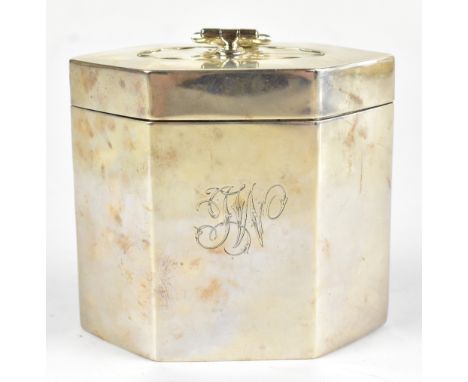 THOMAS BRADBURY &amp; SON LTD; a Edward VII hallmarked silver tea caddy, Sheffield 1905, approx. 6.11ozt/189.7g.Additional In