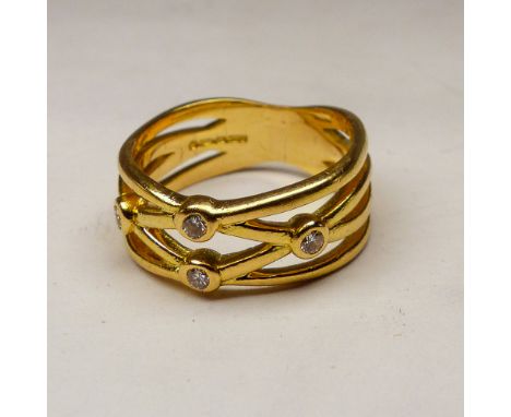 quality 18ct gold &amp; diamond ring, size M, 6g. 