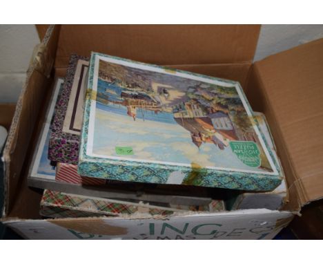 BOX VINTAGE WOODEN JIGSAWS TO INCLUDE VICTORY, THE TOWER BRIDGE, PONDA, BERATON ETC