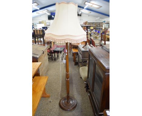 MID-20TH CENTURY TURNED WOOD STANDARD LAMP WITH SHADE