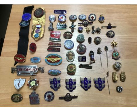 Vintage badges -mostly enamel selection including 1932 Sydney Harbour Bridge, Woman's league of health and beauty, eastern Co