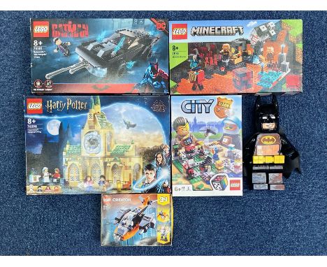 Collection of Boxed Lego Sets, comprising City Alarm No. 3865, Minecraft No. 21185, Batman No. 76181, Creator No. 31111, and 