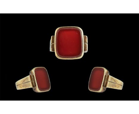 Gents 14ct Gold - Good Quality Bloodstone Set Ring, Excellent Design and Form. Marked 585 to Interior of Shank. c.Early 20th 