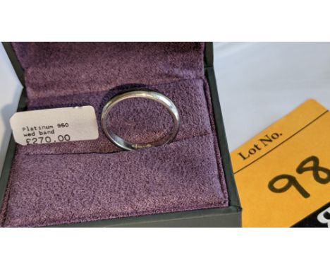 Platinum 950 wedding band RRP £270We have used a ring sizer mandrel to determine the inside diameter in mm of this ring, howe