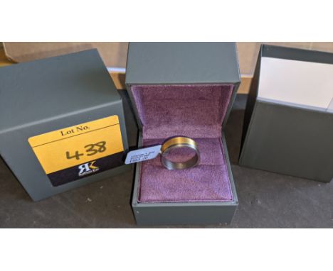 Titanium &amp; 18ct yellow gold 7.5mm ring RRP £563We have used a ring sizer mandrel to determine the inside diameter in mm o