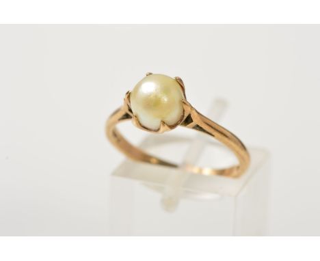 A 9CT GOLD CULTURED PEARL SINGLE STONE RING, cultured pearl measuring approximately 7.00mm in diameter, ring size N, hallmark