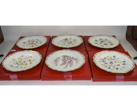 Spode Fine China 'Wildflower Series' Boxed Set of Plates (6). Comprises Viola, Meadow Cranesbill, Love in a Mist, Harebell, B