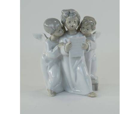 Lladro Figure "Three Angels Singing" Height 8 Inches.