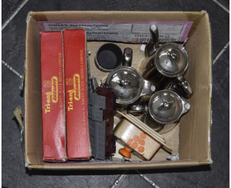 Mixed Lot of Collectables To include 3 Royal Worcester Coffee Pots, A Small Wedgwood Pot, Butter Dish And An Assortment Of Tr