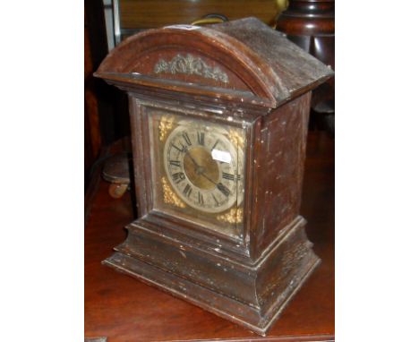 Victorian oak-cased mantle clock