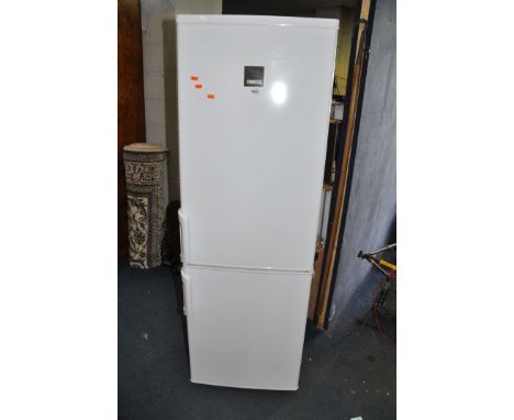 A ZANUSSI RB23200WA FRIDGE FREEZER width 55cm depth 55cm height 169cm (PAT pass and working at 5 and -18 degrees)