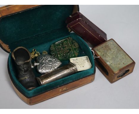 A quantity of mixed collectables, jade etc