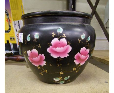 Early 20th Century Floral Decorated Planter: height 21cm 