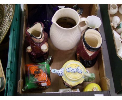 Royal Doulton toby jugs Falstaff and the Huntsman: together with mixed ceramic collectables (1 tray). 