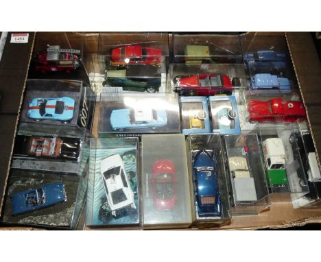 A quantity of mixed scale modern release diecast to include James Bond 007, Oxford Diecast, Solido, and others