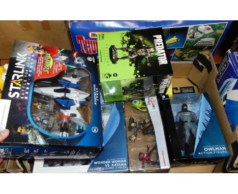 One tray of mixed childrens TV interest action figures and accessories to include Starlink Battle for Atlas, Predator Unmaske