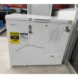 Amana AQC0902LW0 Lab Chest Freezer