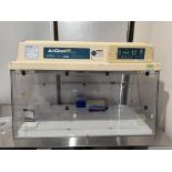 AirClean 300 PCR Station