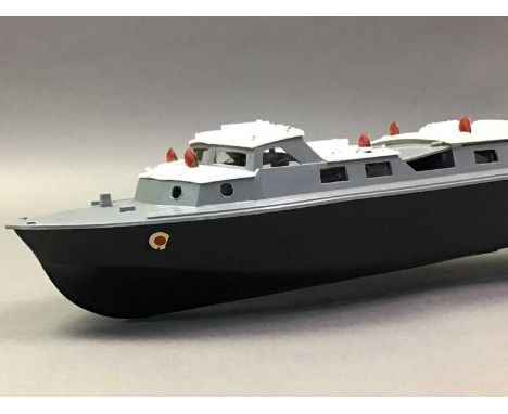 WRENN, R.A.F. TWIN SCREW CRASH TENDER with leaflet, boxedthe boat 40.5cm long