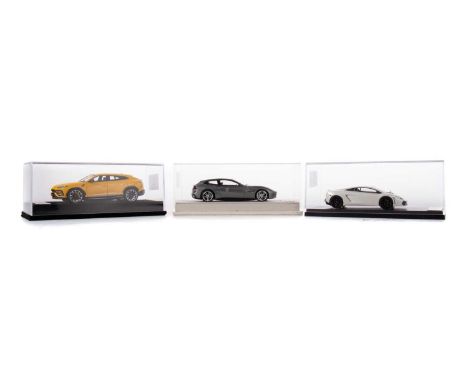 LOOKSMART, THREE DIECAST MODEL CARS comprising GTC4 Lusso 2018, Lamborghini Gallardo Ginevra 2008 and Lamborghini Urus 2017, 