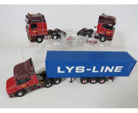 Boxed Corgi Set of Die Cast trucks 1:50 Scale. Ltd edition. Local interest (Boston &amp; Immingham)  Ex Display condition. Se